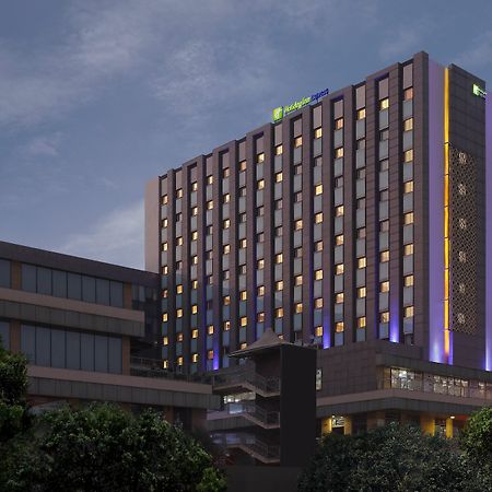 Holiday Inn Express Gurugram Sector 50 By Ihg Gurgaon Exteriör bild