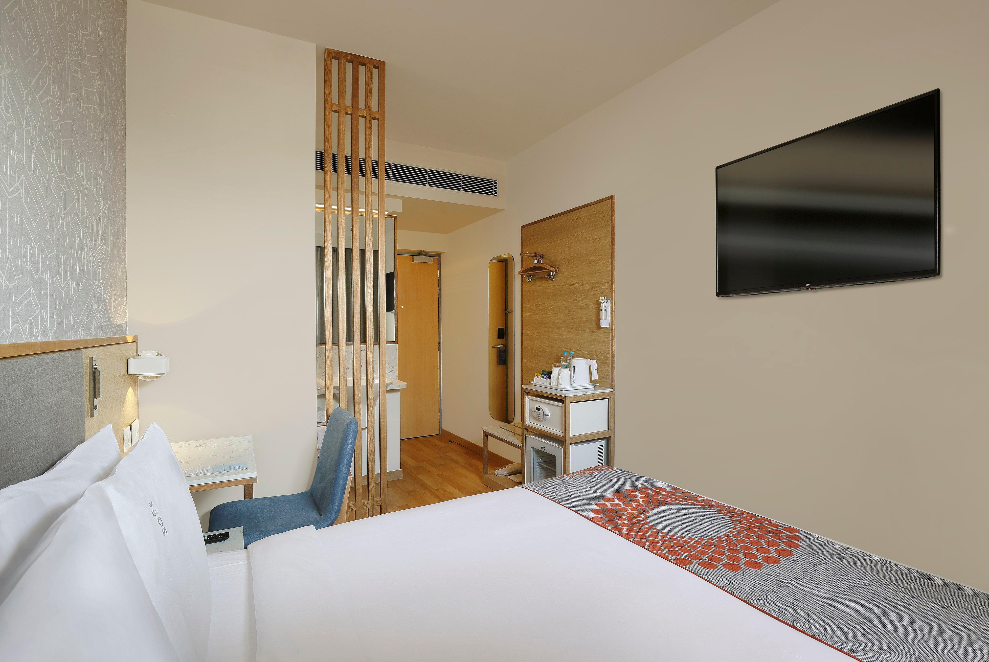 Holiday Inn Express Gurugram Sector 50 By Ihg Gurgaon Exteriör bild