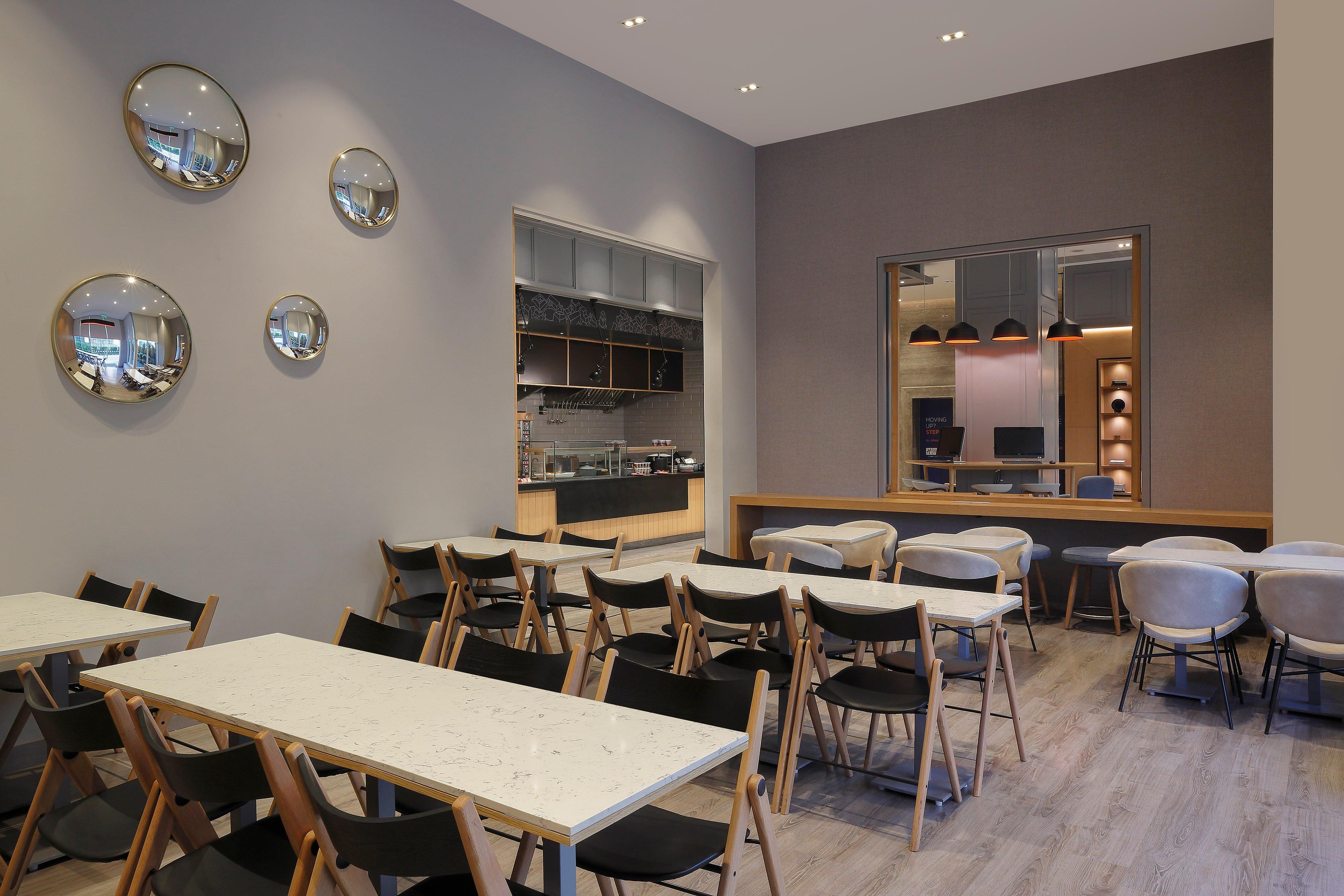 Holiday Inn Express Gurugram Sector 50 By Ihg Gurgaon Exteriör bild