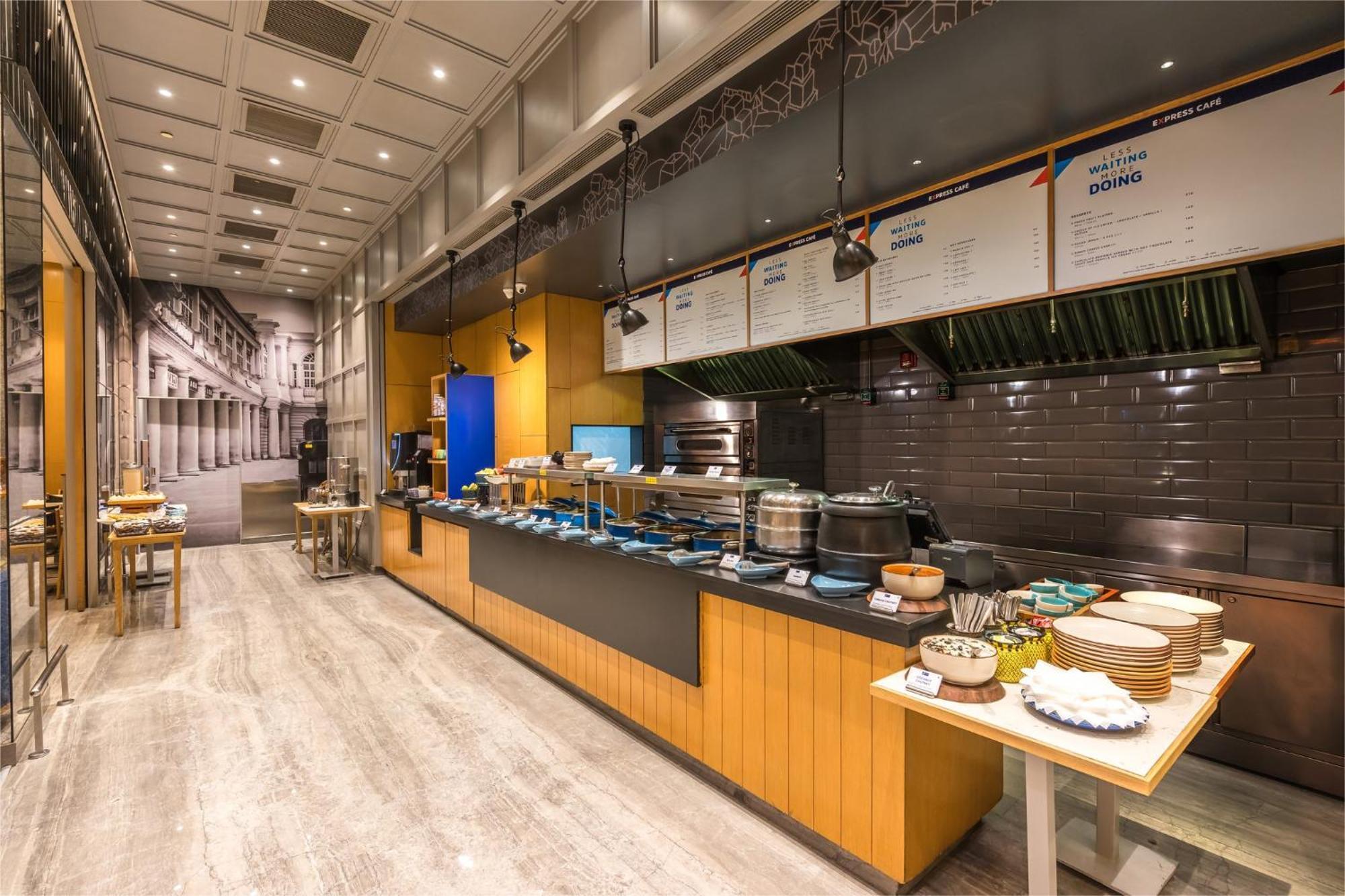 Holiday Inn Express Gurugram Sector 50 By Ihg Gurgaon Exteriör bild